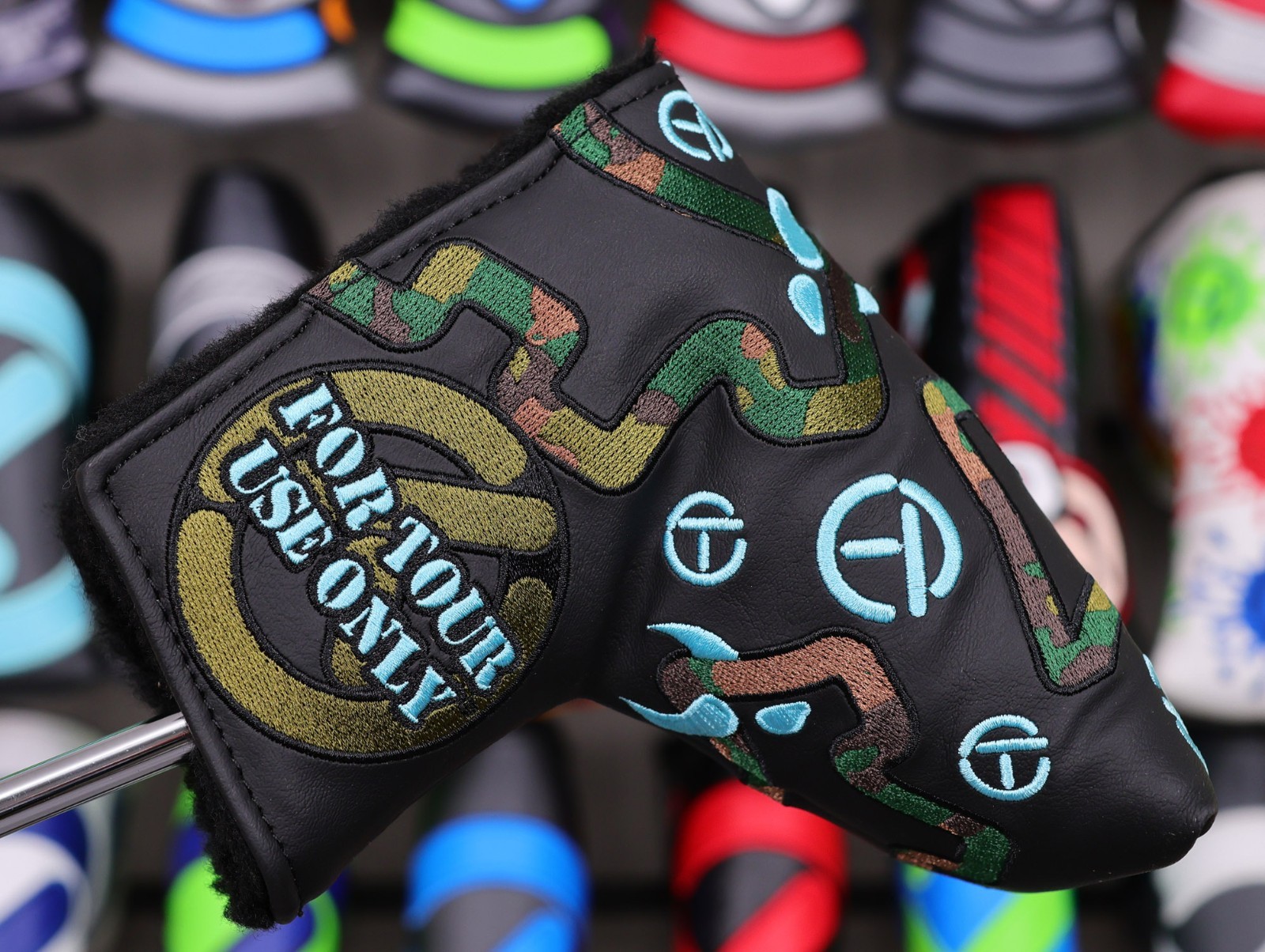 Scotty Cameron Camo Bulldog — Tiffany Camo