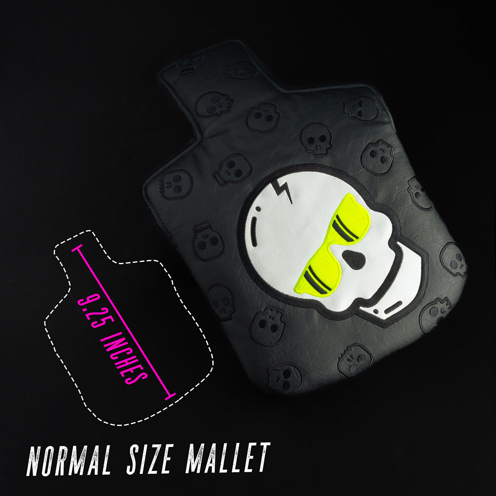 Jumbo Black & Bolt Skull — 