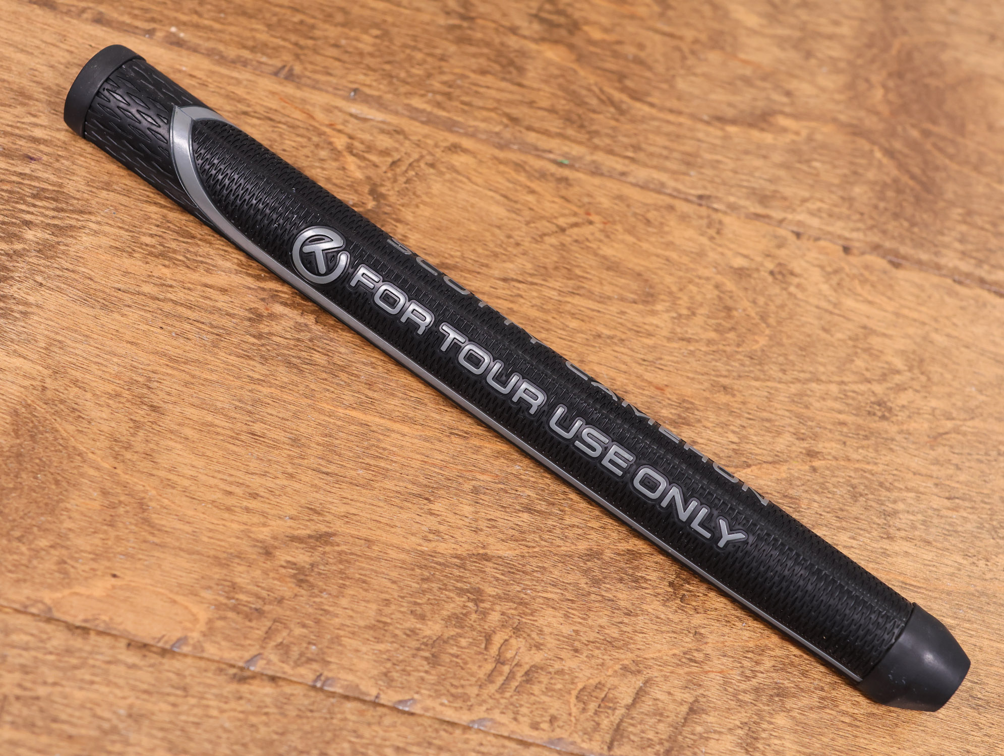 Scotty Cameron Medium Paddle Circle T — Black Circle T Tour Issue