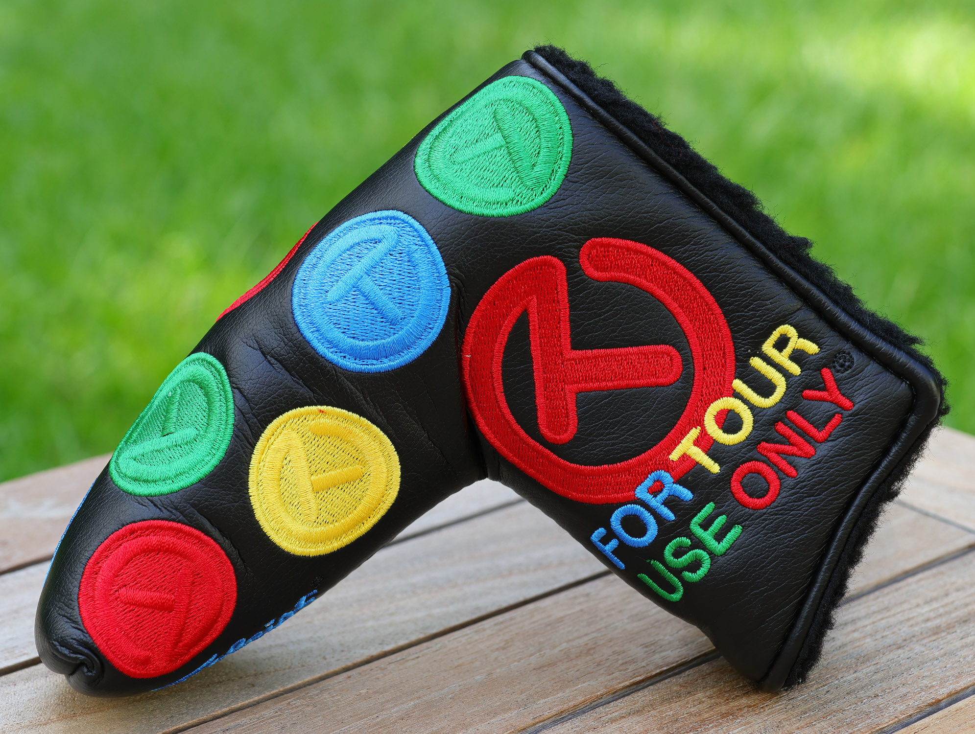 Scotty Cameron Twister Circle T — Black