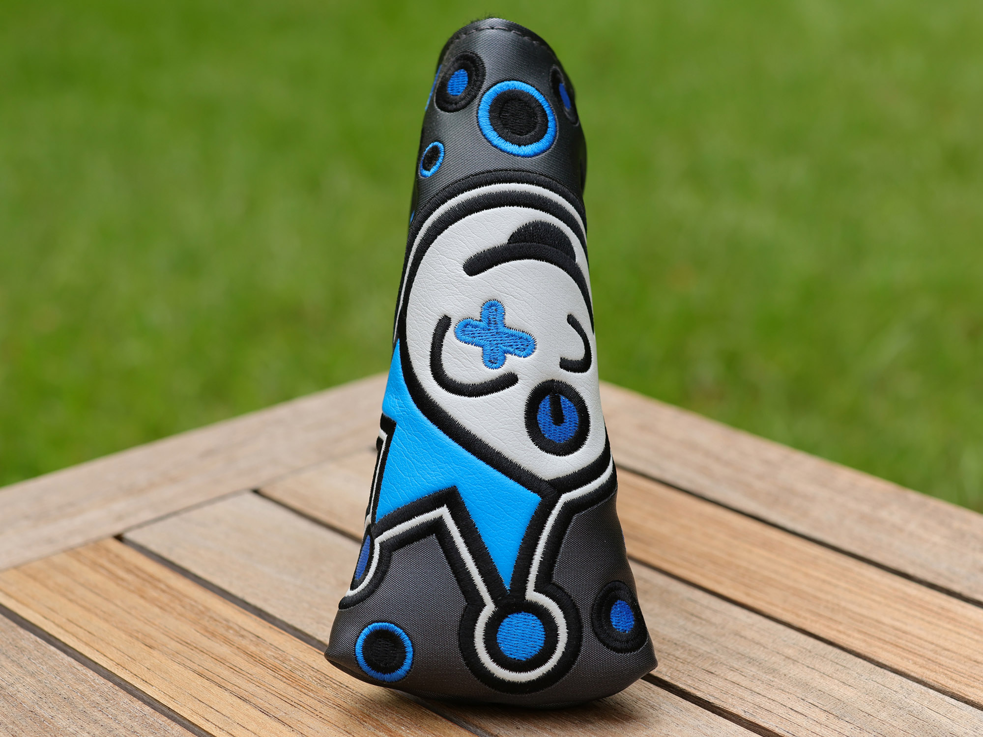 Charcoal-Turbo Blue